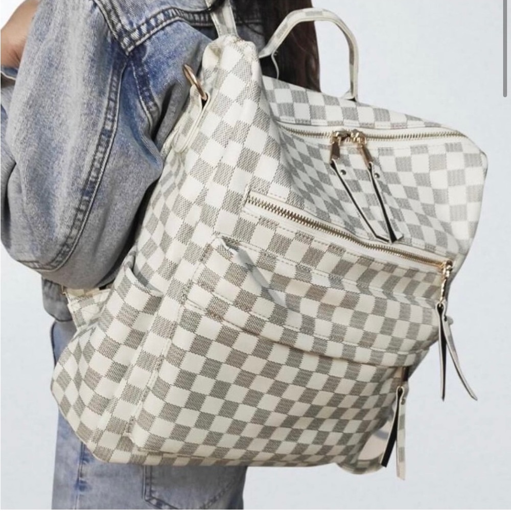 Cream & Grey Checker Convertible Guitar Strap Backpack
